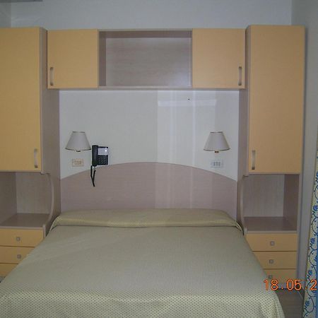 Hotel Ariella 米兰马瑞提那 外观 照片