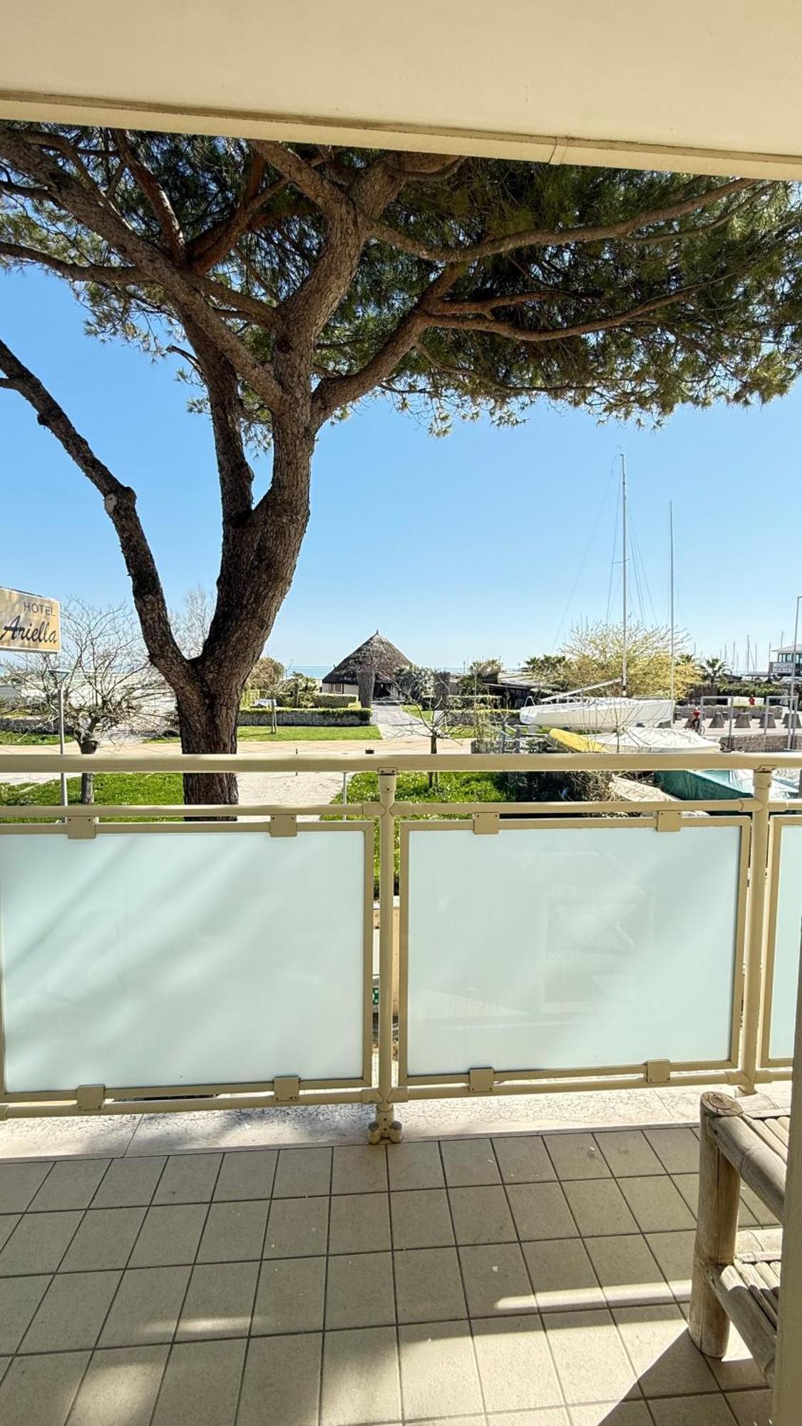 Hotel Ariella 米兰马瑞提那 外观 照片